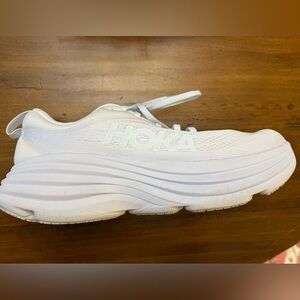 Hoka Women’s White Bondi 8 Size 9
